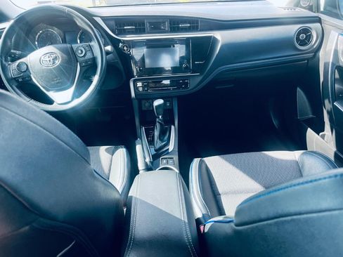 Used 2018 Toyota Corolla SE FWD image 7