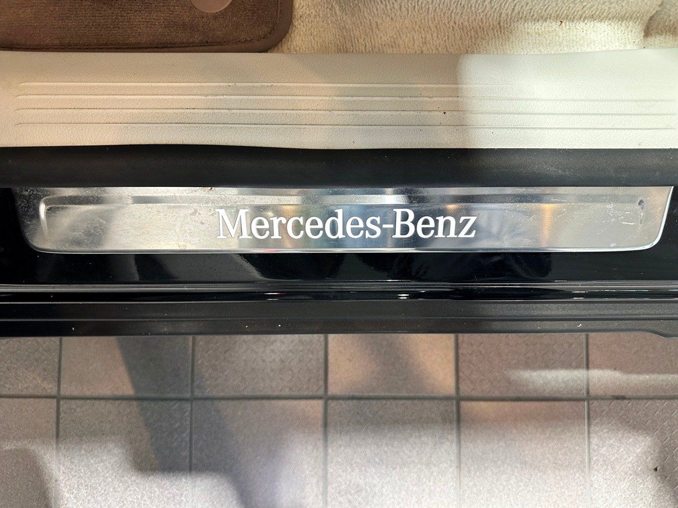 Used 2023 Mercedes-Benz EQE 500 4MATIC SUV image 15