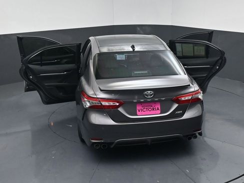 Used 2019 Toyota Camry XSE image 22
