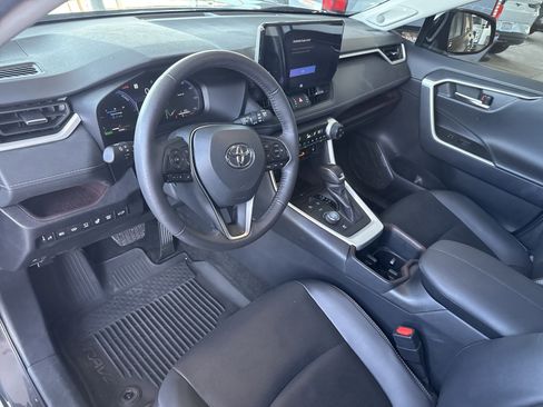 Used 2024 Toyota RAV4 Limited image 23