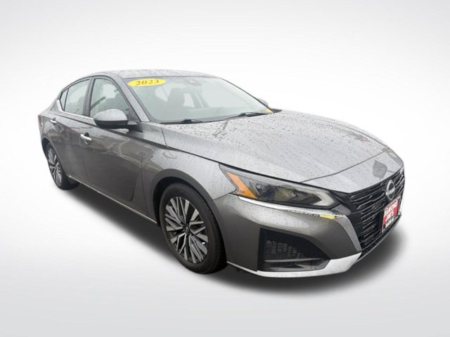 Used 2023 Nissan Altima 2.5 SV w/ SV Premium Package FWD image 7