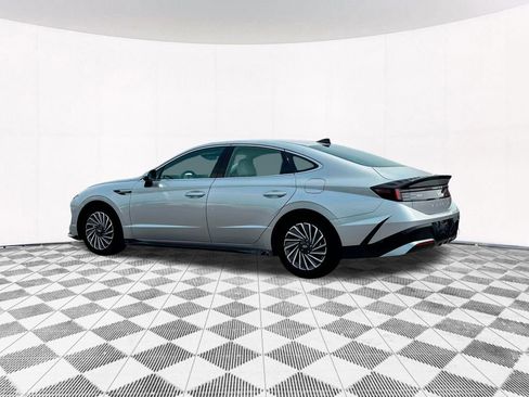 Used 2025 Hyundai Sonata SEL FWD image 6