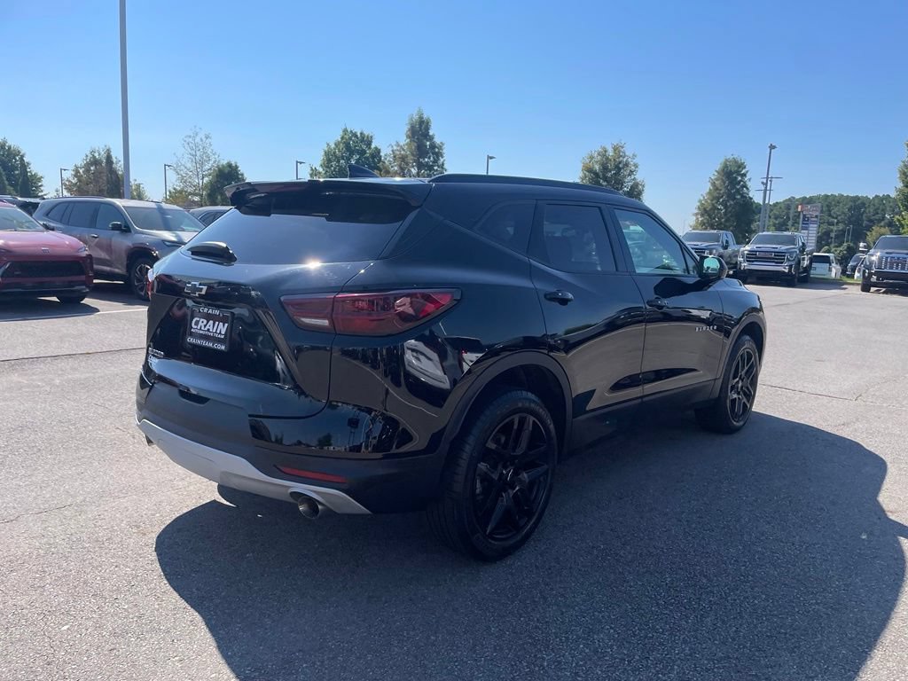 Used 2023 Chevrolet Blazer LT w/ Convenience Package FWD image 6