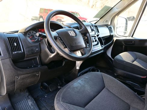 Used 2017 RAM ProMaster 2500 image 16