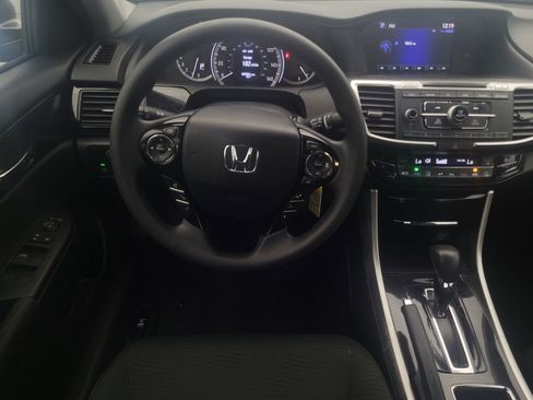Used 2016 Honda Accord LX image 22