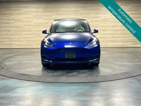 Used 2023 Tesla Model Y Long Range AWD/4WD image 4