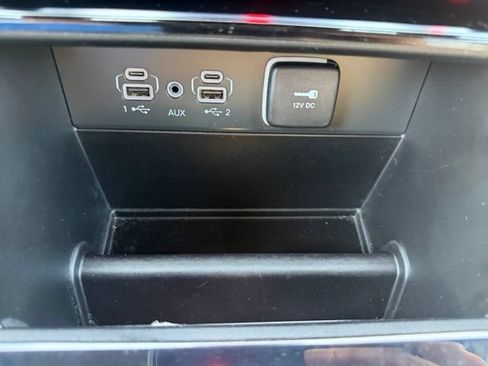 Used 2023 Jeep Grand Cherokee Limited AWD/4WD image 28
