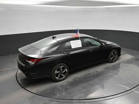 Certified 2023 Hyundai Elantra SEL w/ Convenience Package FWD image 30