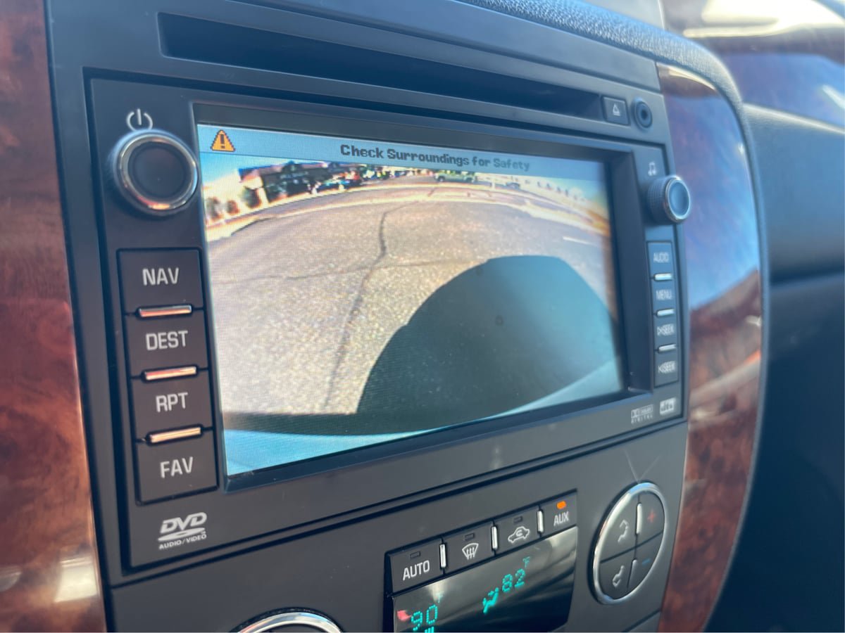 Used 2007 Chevrolet Tahoe LTZ w/ LTZ Preferred Equipment Group AWD/4WD image 29