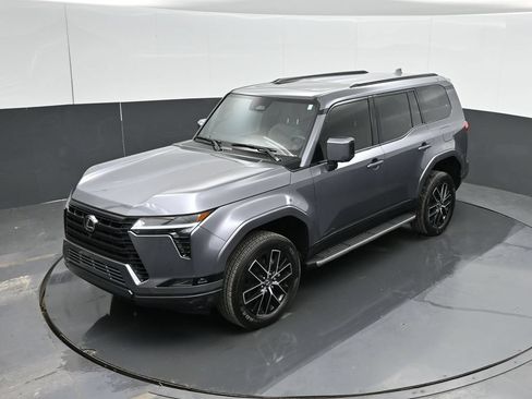 Used 2025 Lexus GX 550 w/ Accessory Package (2T) AWD/4WD image 42