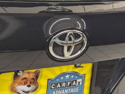 Used 2017 Toyota Corolla SE w/ Carpet Mat Package (TMS) image 26