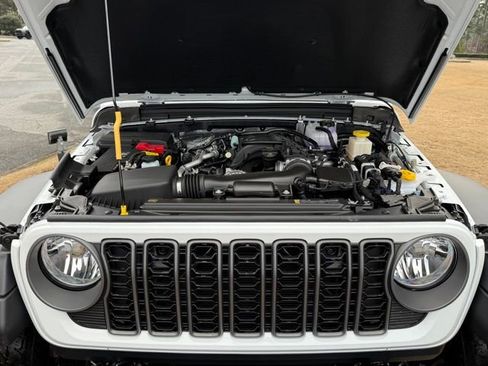New 2026 Jeep Gladiator Sport AWD/4WD image 31