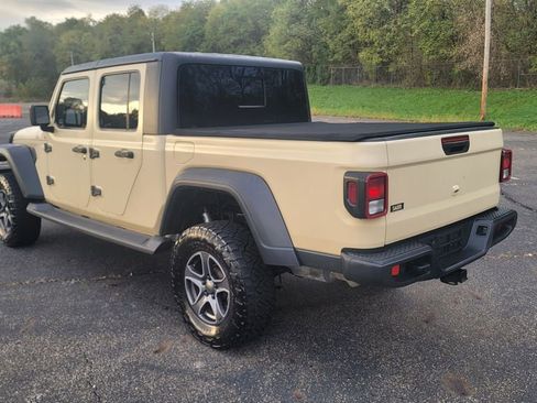 Used 2020 Jeep Gladiator Sport w/ Quick Order Package 24S image 8
