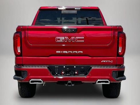 Used 2025 GMC Sierra 1500 AT4 w/ AT4 Premium Package AWD/4WD image 6