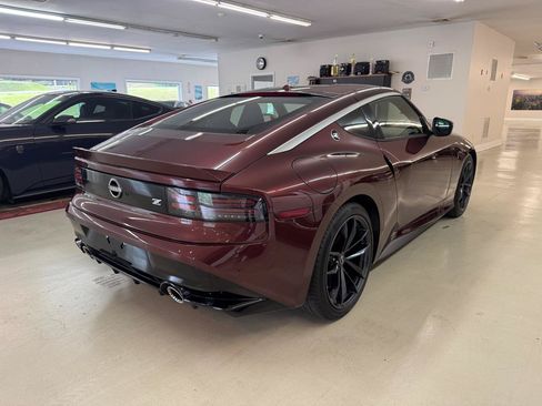Used 2025 Nissan Z Performance w/ Floor Mat Package RWD image 2