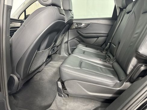 Used 2023 Audi Q7 3.0T Premium Plus w/ Premium Plus Package image 22