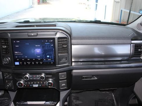 Used 2025 Ford F250 Lariat w/ Lariat Ultimate Package AWD/4WD image 30