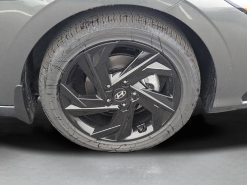 New 2026 Hyundai Elantra SEL Sport Premium FWD image 15