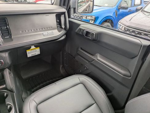 New 2025 Ford Bronco Big Bend w/ Black Diamond Package image 18