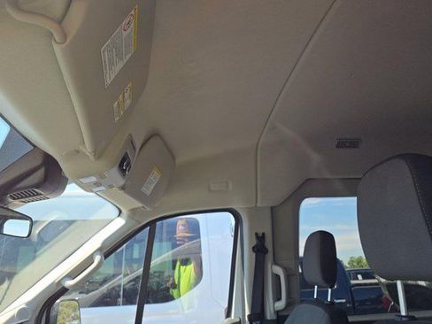 Used 2022 Ford Transit 350 XLT RWD image 11