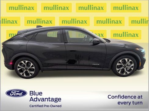 Used 2025 Ford Mustang Mach-E Select w/ Comfort Package Lite image 2