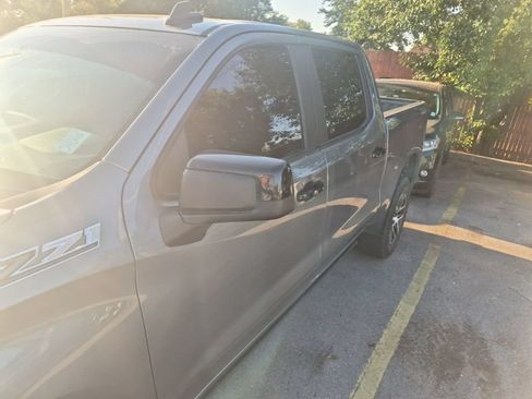 Used 2019 Chevrolet Silverado 1500 LT Trail Boss AWD/4WD image 9