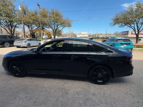 Used 2023 Honda Accord Sport image 5