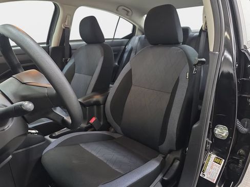 Used 2025 Nissan Versa SV FWD image 14