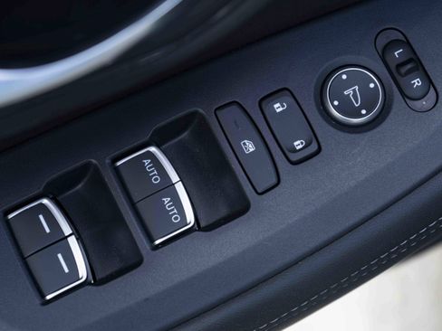 Used 2024 Honda HR-V EX-L image 38