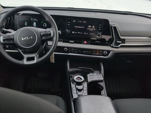 Used 2023 Kia Sportage LX image 15