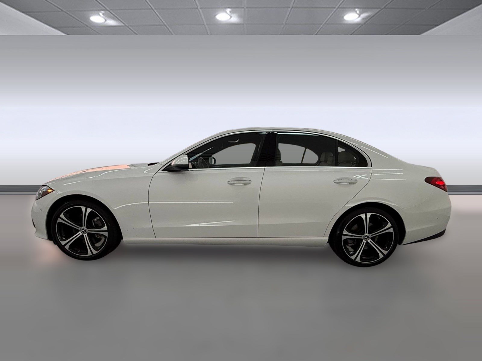 Used 2024 Mercedes-Benz C 300 Sedan image 2