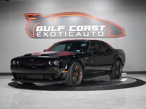 Used 2023 Dodge Challenger SRT Hellcat image 1