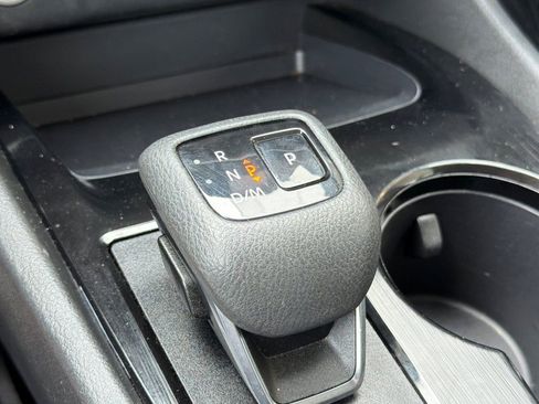Used 2023 Nissan Rogue SV AWD/4WD image 23