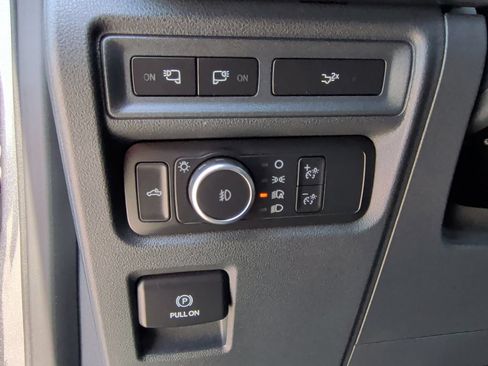 Used 2022 Ford F150 XLT w/ Equipment Group 302A High AWD/4WD image 15