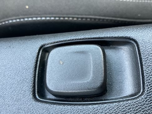 Used 2023 Chevrolet Camaro LT RWD image 32