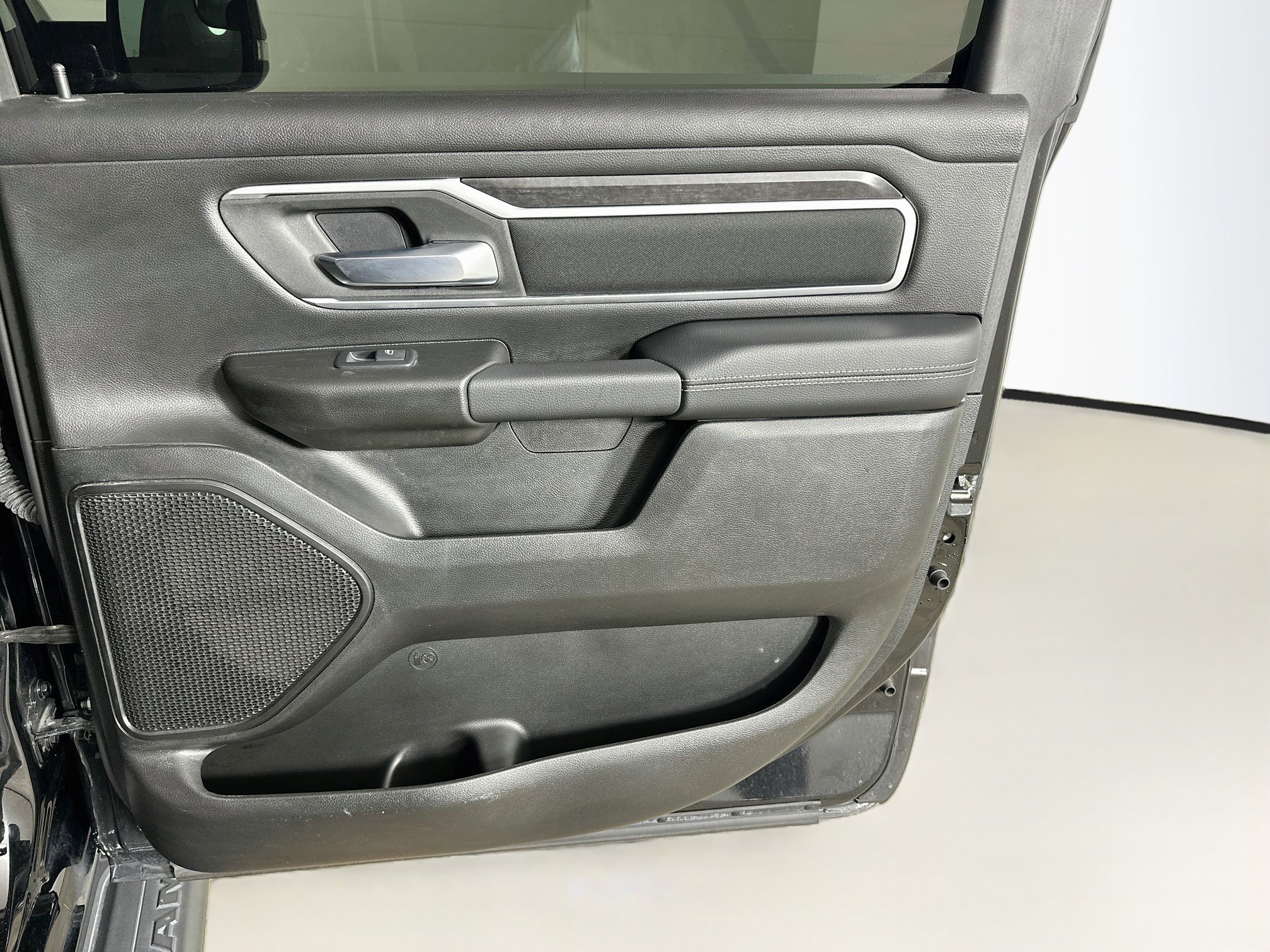 Used 2024 RAM 1500 Big Horn AWD/4WD image 29