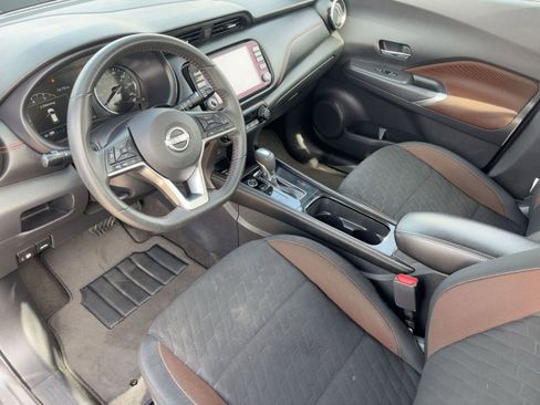 Used 2024 Nissan Kicks SR image 4