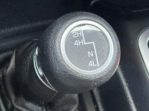 Used 2018 Jeep Wrangler Unlimited Sport S image 13