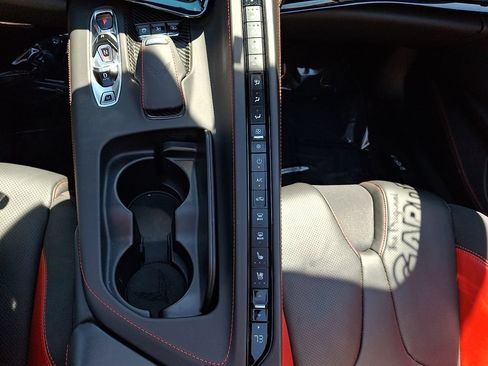 Used 2023 Chevrolet Corvette Stingray Premium Conv w/ Z51 Performance Package RWD image 16