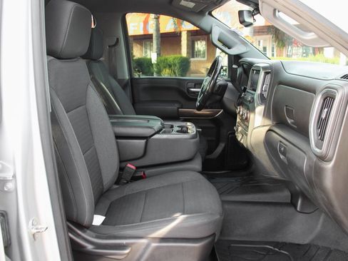 Used 2021 Chevrolet Silverado 3500 LT w/ Convenience Package image 35