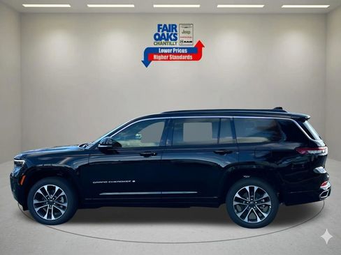 New 2025 Jeep Grand Cherokee L Overland w/ Advanced Protech Group III AWD/4WD image 10