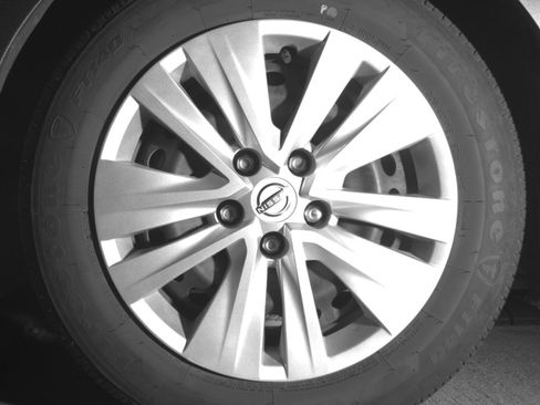 Used 2025 Nissan Sentra S image 12