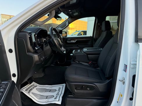 Used 2023 Chevrolet Silverado 1500 LT w/ Protection Package image 38