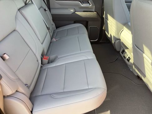 New 2026 GMC Sierra 2500 SLT AWD/4WD image 24