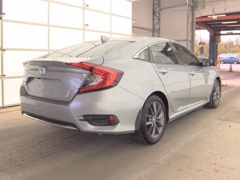 Used 2019 Honda Civic EX image 5