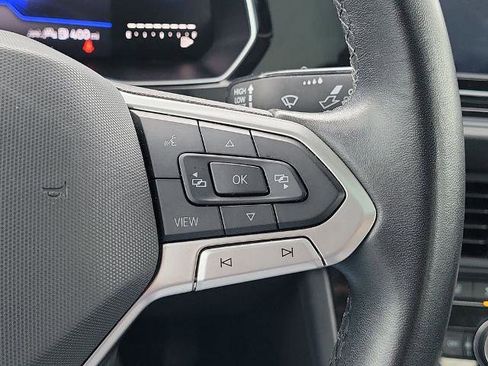 Used 2024 Volkswagen Jetta SE FWD image 29