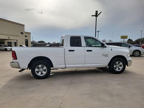 Used 2024 RAM 1500 Classic SLT image 8