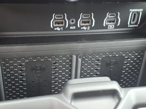 New 2026 RAM 2500 Limited AWD/4WD image 24