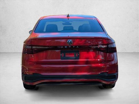 New 2026 Volkswagen Jetta SE FWD image 8