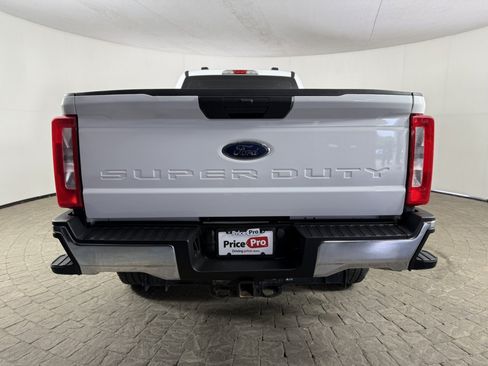 Certified 2024 Ford F250 XLT AWD/4WD image 7